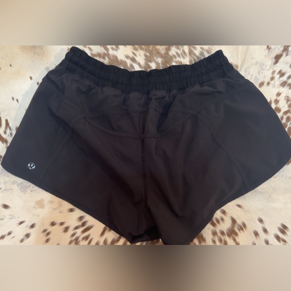 Lululemon Tracker Short - Picture 3 of 6